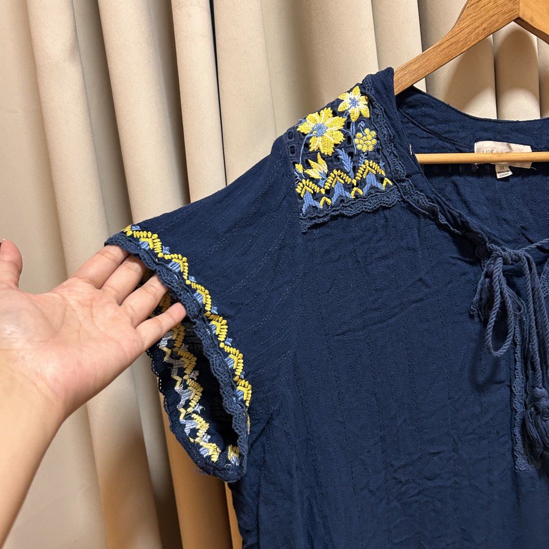 2XL Navy Blue Embroidered Top (Category: Blouses) located in Rizal. Submitted by from99abovecloset (Listing ID 1468801911, Image 3). Description: CODE:070 Size: 2XL Armhole (laid flat):13” Bust (around): 56” Length (laid flat): 29” Cotton | loose | like new .