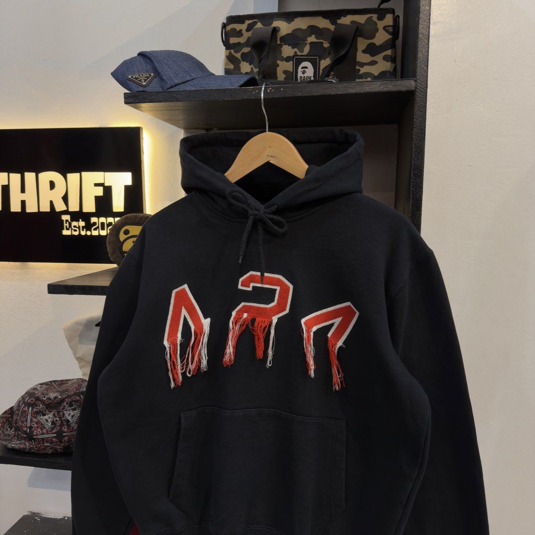 424 Black Hoodie (Category: Hoodies) located in Manila. Submitted by jerichomal82553 (Listing ID 1468919963, Image 2). Description: 424 Black Hoodie 23.5 by 24.5 Good Condition Complete Tags .