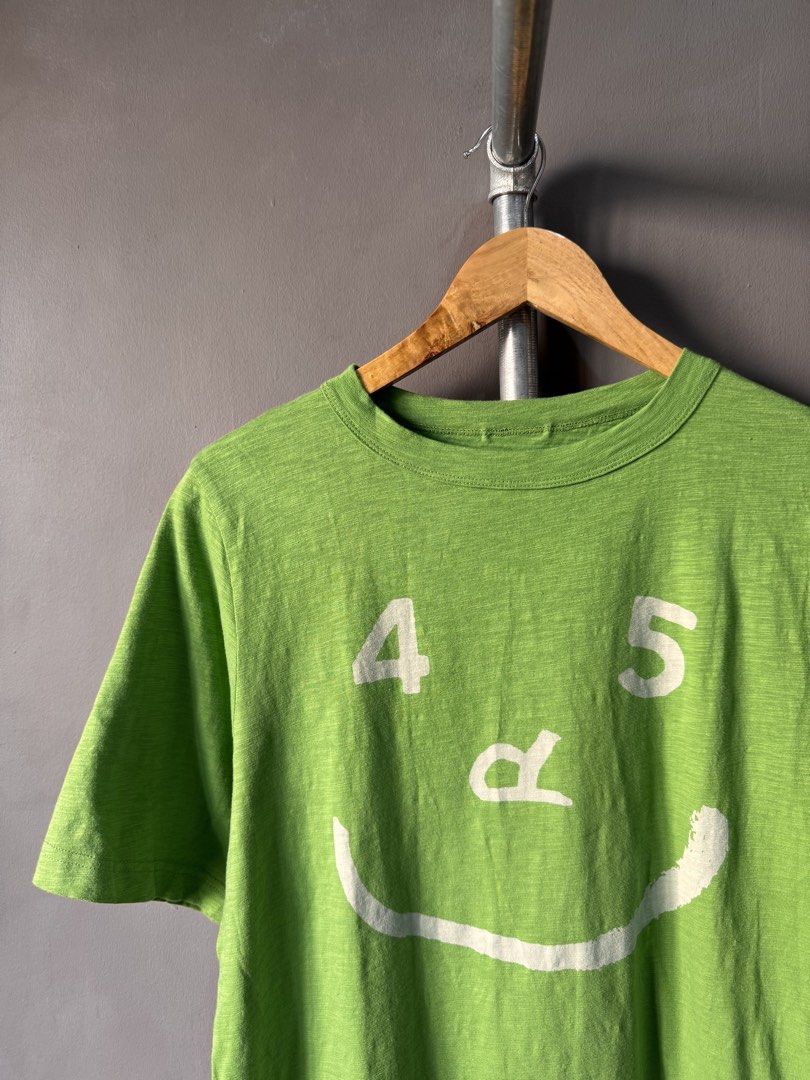 45rpm - 45r - Tshirt (Category: Activewear) located in Cabuyao City. Submitted by _streetflavor (Listing ID 1468796925, Image 3). Description: 45rpm - 45r - Tshirt Excellent Size: Fits medium Length: 26 Width: 20.5 -1,380 pesos Dm.