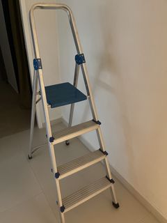4-Step Folding Ladder Step Stool with Handrail, Furniture & Home Living ...