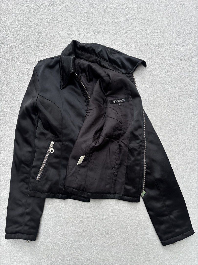 5351 Pour Less Femmes Zip Biker Jacket (Category: Coats, Jackets and Outerwear) located in Baguio. Submitted by thecollector2600 (Listing ID 1468734858, Image 2). Description: Pit to pit -18” Length-20” Shoulders-15” Sleeves-23”.