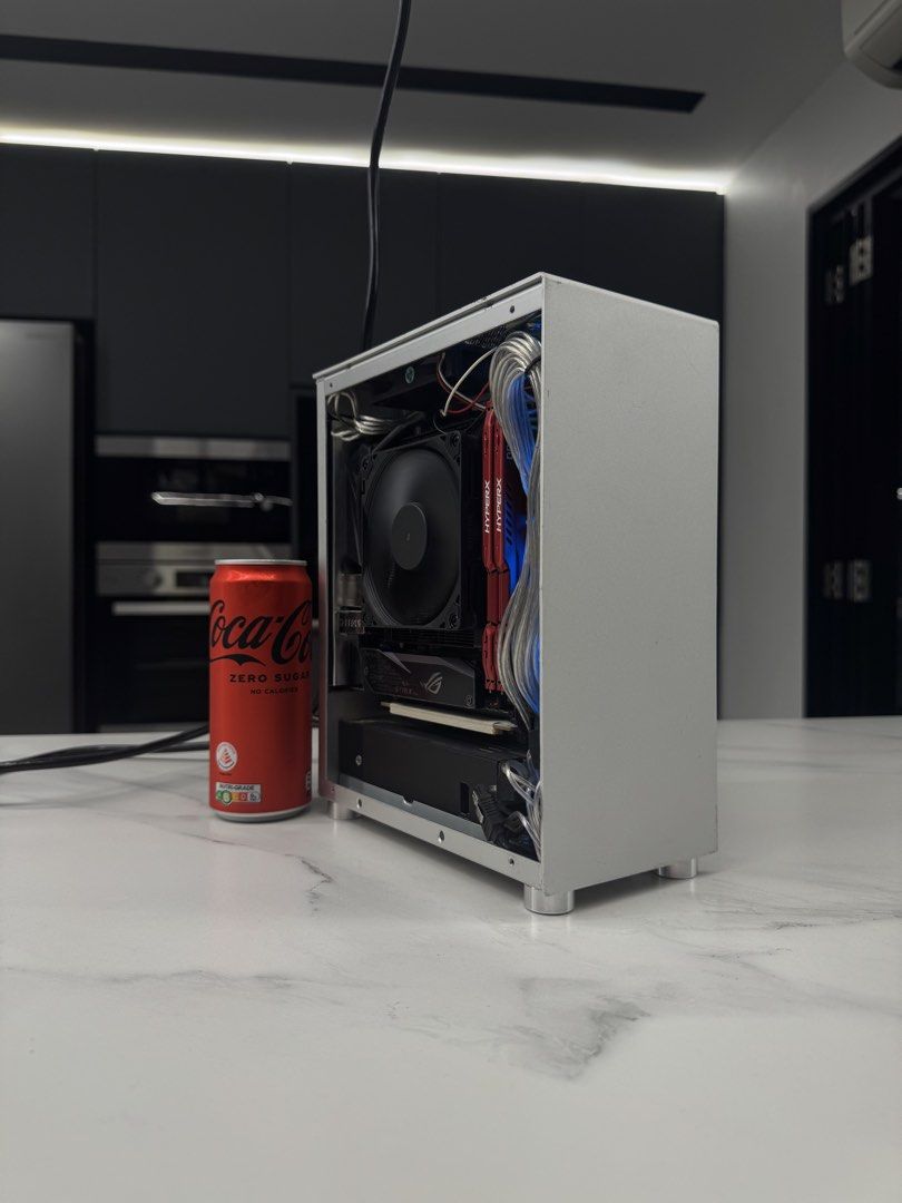 5.3L MINI ITX RYZEN 5 3600X RTX 2060 16/512 GAMING PC (Category: Desktops) located in Singapore. Submitted by elite.tech (Listing ID 1468839756, Image 1). Description: One of the smallest of its kind, built into the METALFISH S3 CASING. CPU: Ryzen 5 3600X GPU: Asus Phoenix RTX 2060 6GB RAM: 2x8GB HYPERX DDR4 SSD: 512GB NVME SSD MB: ASUS ROG B450I Gaming (bios updated, can run 5000 gen cpu Cooler: NOCTUA 🔥🔥🔥.