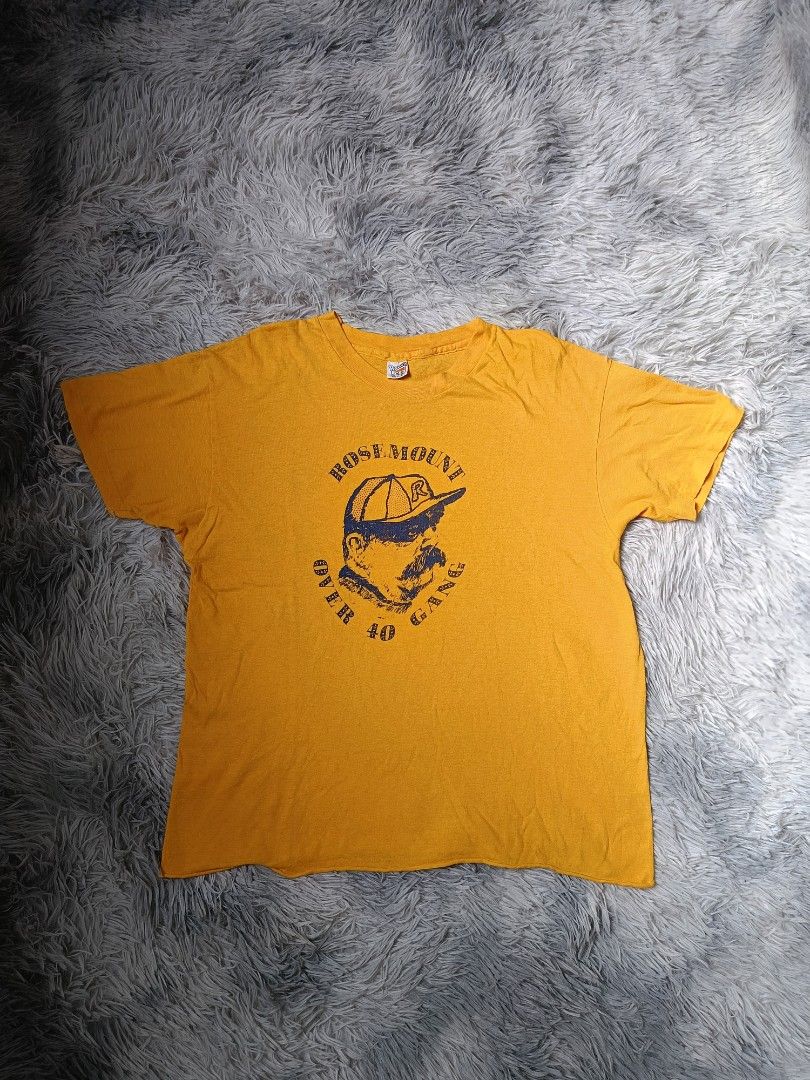 70s Hanes shirt (Category: Vintage Collectibles) located in Quezon City. Submitted by tedthrift (Listing ID 1468732033, Image 1). Description: good condi Single stitch pa crop top ang style large on tag 23.5/19.