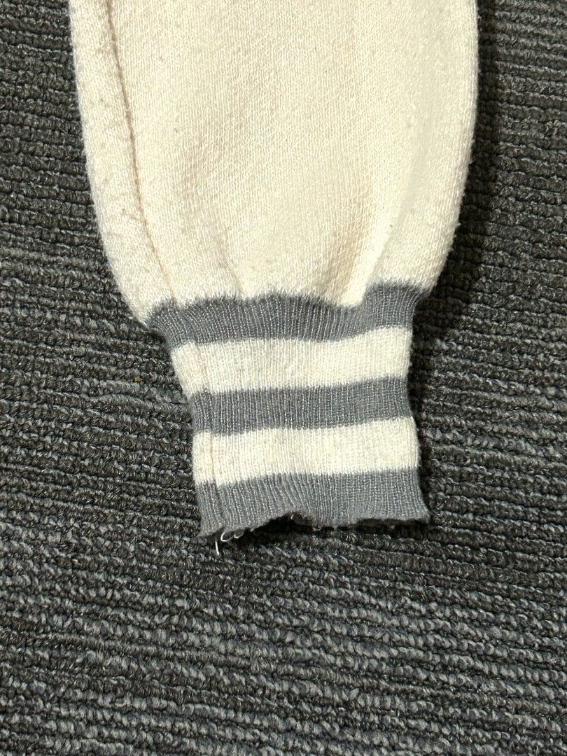 🤎 ୨ৎ CREAM & GREY JACKET WITH B INITIAL 🩶 (Category: Coats, Jackets and Outerwear) located in Manila. Submitted by again.clos3t (Listing ID 1468748801, Image 3). Description: 𐙚 Item: Cream and grey jacket with B initial 𐙚 Size: S–M 𐙚 Issue: None ♡.