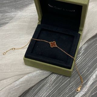 (Category: ) located in . Submitted by millenlavish_outlet (Listing ID 1468740647, Image 1). Description: .