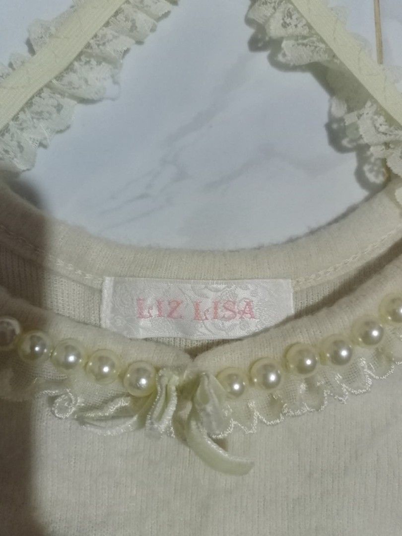 ✅ LIZ LISA (Category: Others Tops) located in Palo. Submitted by getupandglow (Listing ID 1468802701, Image 2). Description: ✅ LIZ LISA Size: XS-Small Dimes: 16x22 Issue: None Condition: Very Good Price: ₱750 only + sf 📍 Location: LEYTE MODE OF PAYMENT 💳 GCash (Payment 1st) | ✈️ J&T 📩 MAKE OFFER nalang if interested..