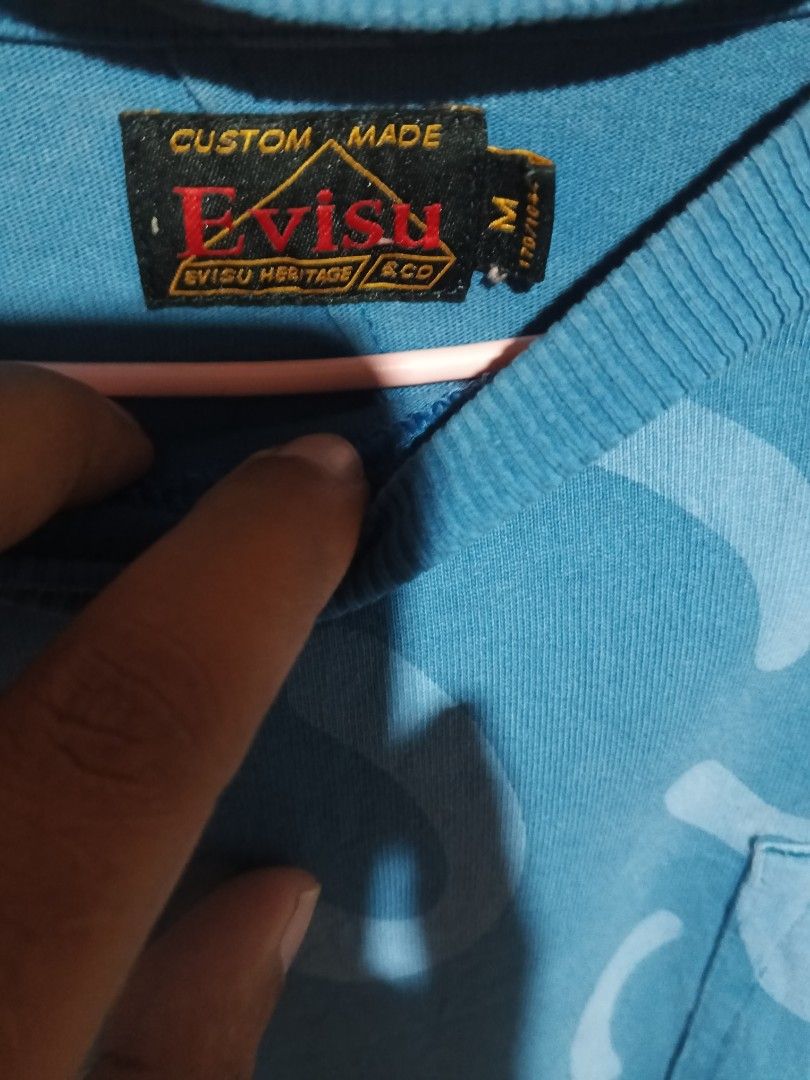 a0p evisu (Category: Activewear) located in Isabel. Submitted by nieljun112187 (Listing ID 1468801088, Image 2). Description: evisu aop width 24 length 29 colorate 9 issue pa bacon na sa nick.