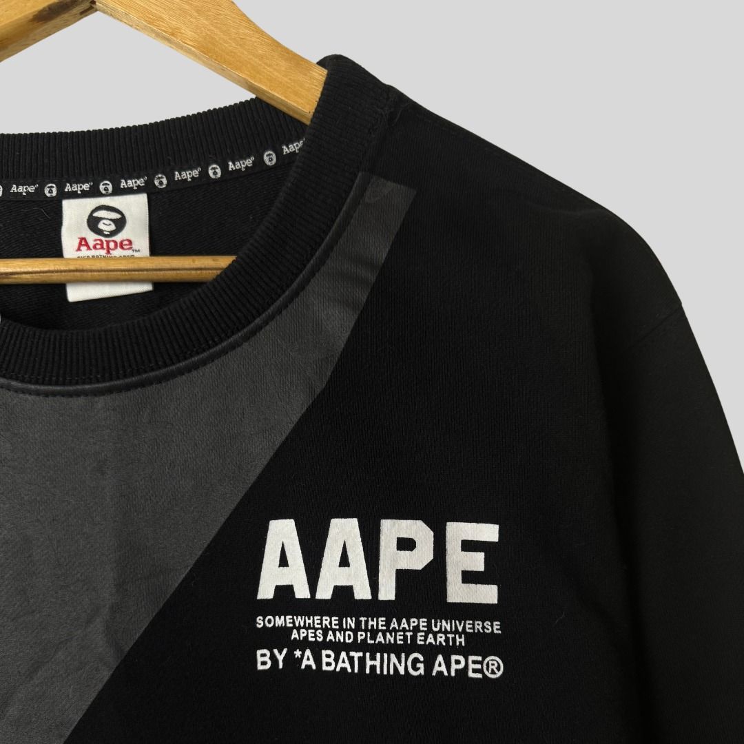 AAPE “APES AND PLANET EARTH” CREWNECK (Category: Coats, Jackets and Outerwear) located in La Trinidad. Submitted by suave.arc (Listing ID 1468852649, Image 3). Description: AAPE “APES AND PLANET EARTH” CREWNECK EXCELLENT CONDITION SIZE: S ( 19x25 ) LOCATION: BAGUIO CITY / LA TRINIDAD SHIPPING via JNT.