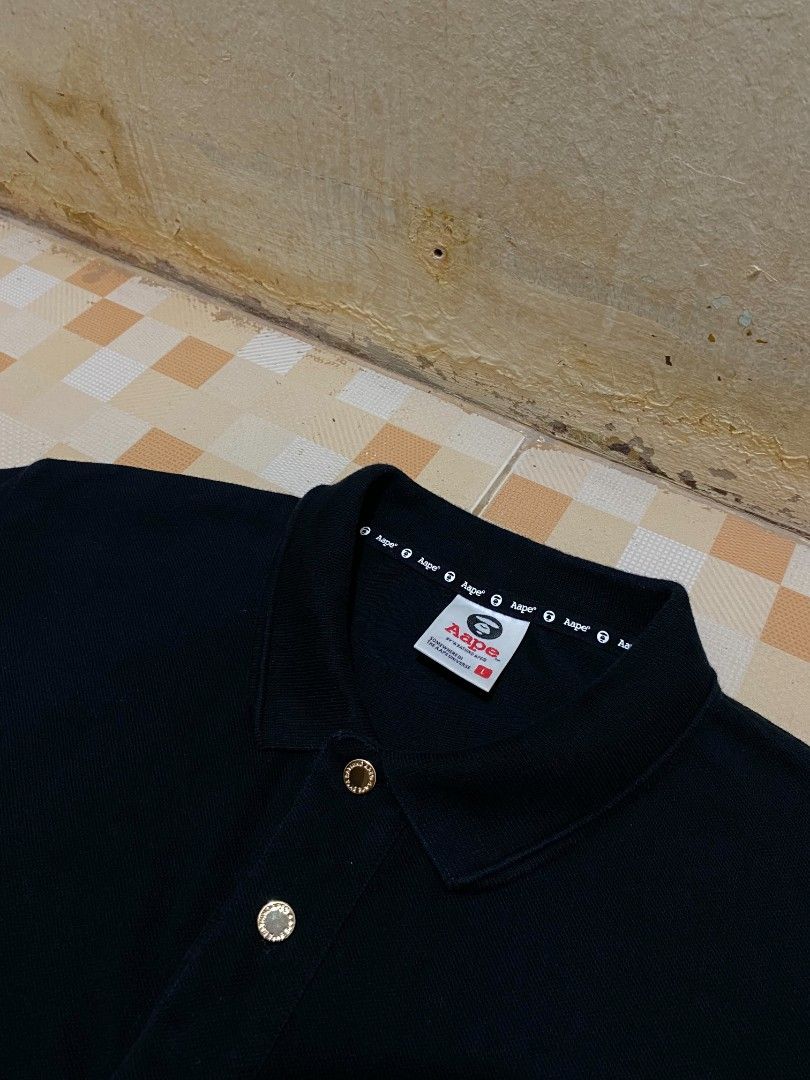 AAPE BY A*BATHING APE POLO (METAL LOGO) (Category: Tshirts & Polo Shirts ) located in Bacoor. Submitted by jemmskiee. (Listing ID 1468908527, Image 3). Description: AAPE BY A*BATHING APE POLO (METAL LOGO) DIMES W21 L29 BRANDNEW CONDITION COLOR RATE 10/10 NO ISSUE 📌LOC BACOOR CAVITE.