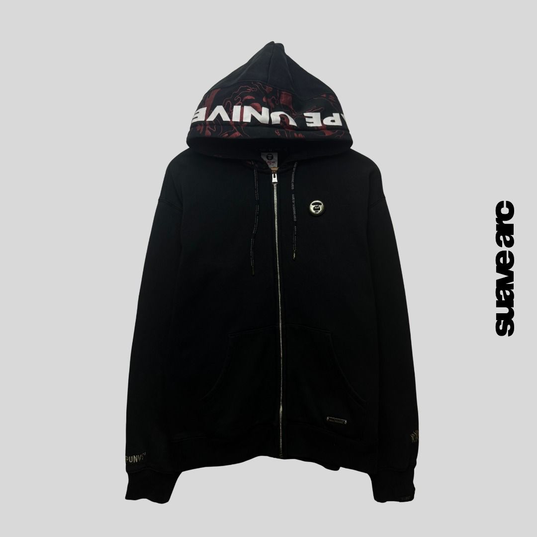AAPE HOODIE (Category: Hoodies) located in La Trinidad. Submitted by suave.arc (Listing ID 1468856531, Image 1). Description: AAPE HOODIE EXCELLENT CONDITION SIZE: M ( 20x26 ) LOCATION: BAGUIO CITY / LA TRINIDAD SHIPPING via JNT.