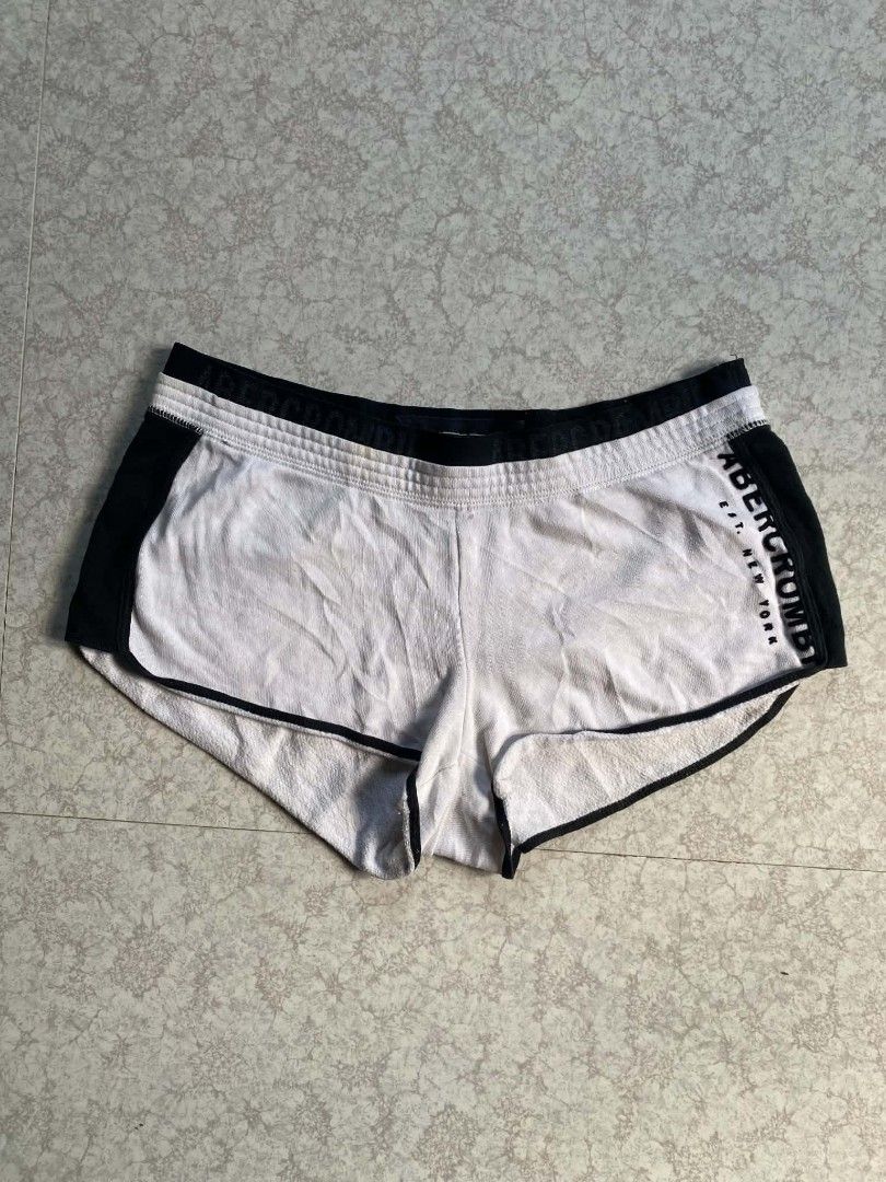 Abercrombie & Fitch 2000s Dolphin Shorts (Category: Shorts) located in Laur. Submitted by itzeco999 (Listing ID 1468792313, Image 1). Description: 199 pLus ship #salemate.