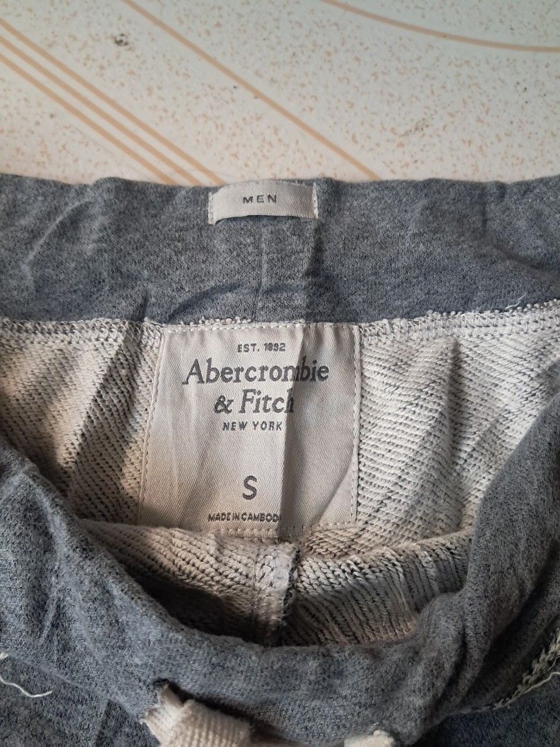 ABERCROMBIE AND FITCH (Category: Shorts) located in Cagayan de Oro. Submitted by emman_yaku. (Listing ID 1468771953, Image 3). Description: A & F DISTRESS SWEAT SHORTS S ON TAG GOODCONDITION PM.