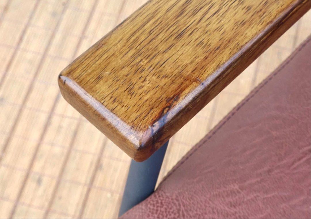 ACCENT CHAIR WITH METAL FRAME (Category: Chairs) located in Manila. Submitted by justinlei.103 (Listing ID 1468844448, Image 3). Description: JAPAN SURPLUS FURNITURE 1PC ACCENT CHAIR WITH WOODEN ARM REST IN LEATHER CUSHION METAL FRAME Size 27L x 30W x 14.5SH x 29H in inches (AS-IS ITEM) *Minimal Scratch Only IN GOOD CONDITION.