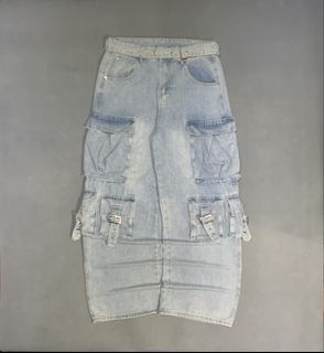 (Category: ) located in . Submitted by jnkfit_denim (Listing ID 1468927593, Image 1). Description: .