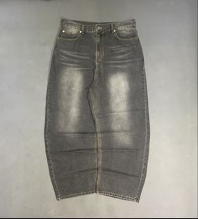 (Category: ) located in . Submitted by jnkfit_denim (Listing ID 1468929570, Image 1). Description: .