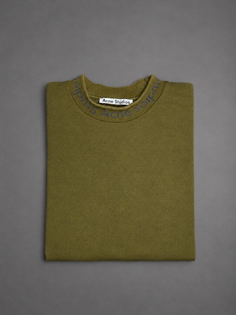 Acne studio round neck script (Category: Tshirts & Polo Shirts ) located in Urdaneta. Submitted by jayceegarageco. (Listing ID 1468896169, Image 1). Description: Acne Studio round neck script Prestine condition Size S on tag Dimension Length 25.4 Width 20.4.