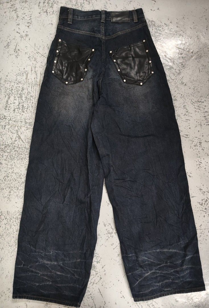 Acne Studios baggy Jeans pants (Category: Jeans) located in Cabadbaran. Submitted by jem1124 (Listing ID 1468803233, Image 1). Description: 26 waistline 43 length 10 hem excellent condition No issue.