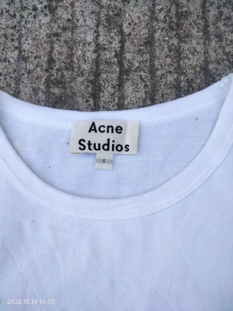 Acne studios shirt (Category: Shirts) located in Caloocan City. Submitted by haruconcep52476 (Listing ID 1468906488, Image 3). Description: Need wash.