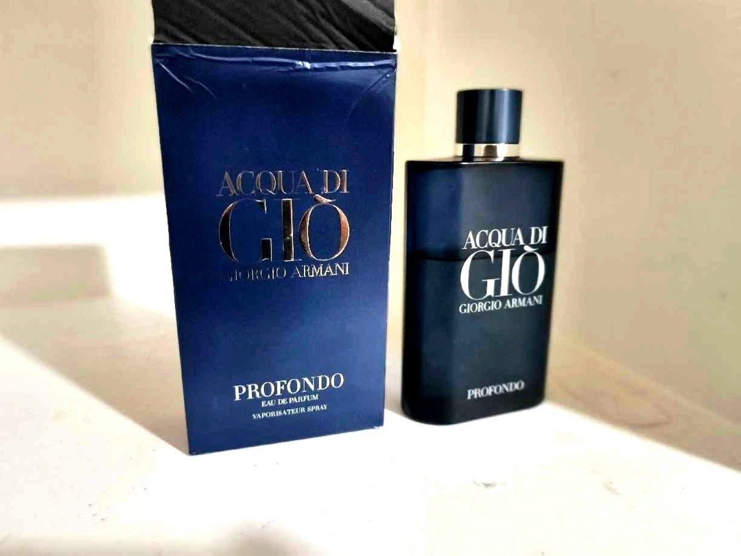 Acqua Di Gio Profondo giorgio armani (Category: Fragrance & Deodorants) located in General Trias. Submitted by charlie.shop (Listing ID 1468794148, Image 2). Description: ACQUA DI GIO PROFONDO - GIORGIO ARMANI Condition: Unsealed box pero complete with box pa rin. May konting dent sa cap Batch code 553406 / 22W11VT kitang kita sa pic. Scent: Fresh aquatic, amoy mayaman pang office/pang date. Long lasting 8-10hrs pa rin. Cavite loc .