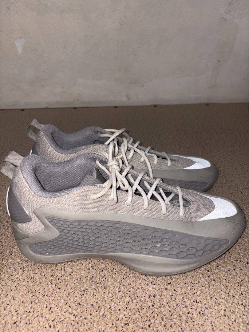 Adidas AE 1 Low (Category: Sneakers) located in Pateros City. Submitted by eunizeshai88657 (Listing ID 1468785401, Image 2). Description: Swap sa evo helmet na size XL.
