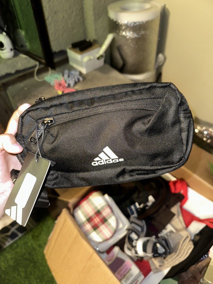 Adidas belt bag (Category: Belt bags, Clutches and Pouches) located in Pasig City. Submitted by thesipsnapofficial (Listing ID 1468829834, Image 1). Description: .