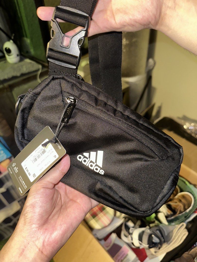 Adidas belt bag (Category: Belt bags, Clutches and Pouches) located in Pasig City. Submitted by thesipsnapofficial (Listing ID 1468829834, Image 3). Description: .