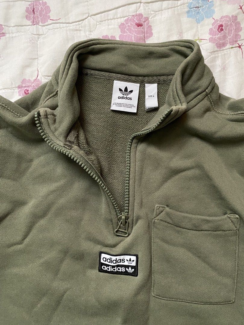 Adidas Cropped Sweater (Category: Coats, Jackets and Outerwear) located in Malabon City. Submitted by berrydecluterry (Listing ID 1468769095, Image 1). Description: small to medium good as new! rfs: ‘di na nagagamit .