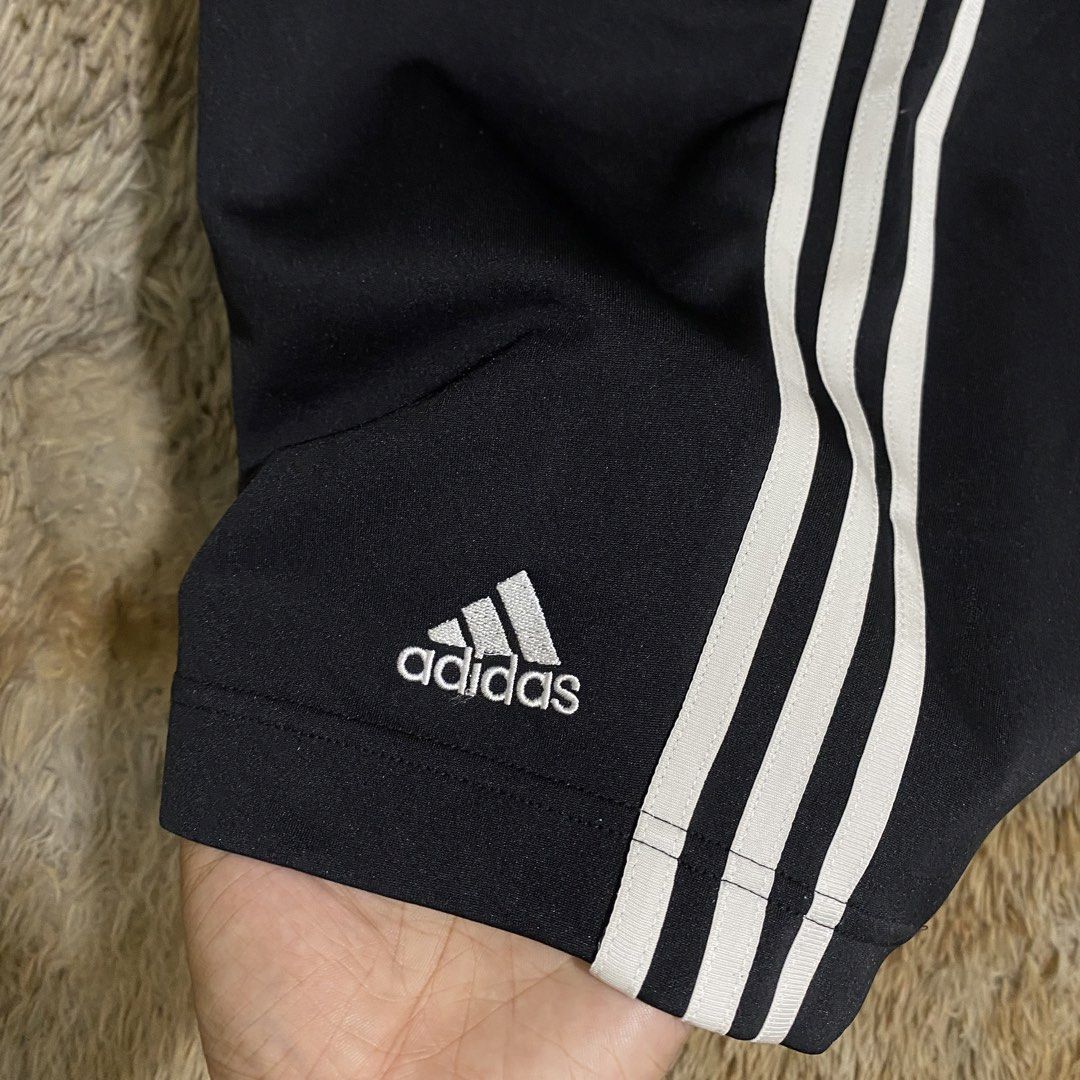 Adidas Short (Category: Shorts) located in Butuan. Submitted by thriftingz143 (Listing ID 1468805520, Image 3). Description: excellent to new condition no issues, need wash only size medium on tag.