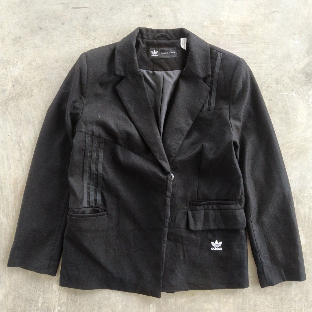 Adidas x danielle cathari 3 stripes blazer (Category: Coats, Jackets and Outerwear) located in Manila. Submitted by leighdizon22 (Listing ID 1468841820, Image 1). Description: Adidas x danielle cathari 3 stripes blazer width: 21 length:27 condition: 9.5/10 color rate: 9.5/10.