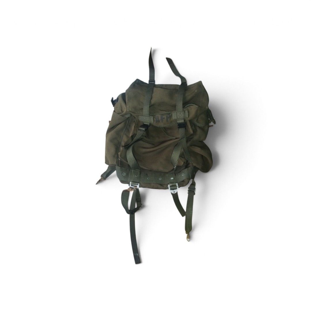 AFP Alice Back pack (Category: Accessory Holder, Box & Organizers) located in Manila. Submitted by historicthrift (Listing ID 1468714152, Image 1). Description: Issue may rush lang yung mga bakal Price 2k Freeshipp Dm 📩.