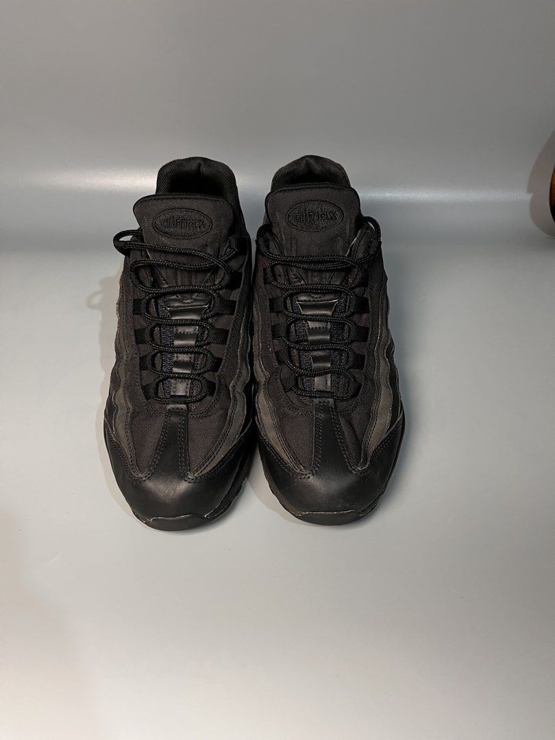 AIR MAX 95 “HIDDEN REFLECTORIZE” (Category: Sneakers) located in Gingoog City. Submitted by zoronatics23 (Listing ID 1468804248, Image 3). Description: AM 95 “HIDDEN REFLECTORIZE” VGOOD CONDITION 10 US MENS ISSUE: MINIMAL SIGN OF USAGE 1780 FREESHIP MINDANAO LOC.