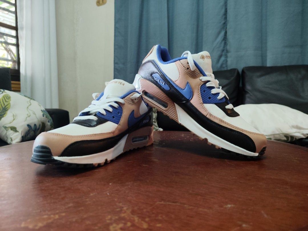 AIRMAX 90 GORE TEX "LAPIS" (Category: Casual Shoes) located in Manila. Submitted by evo_kim (Listing ID 1468744816, Image 1). Description: -negotiable - size 9.5 us -Brandnew, never been used -bulacan loc rfs: not my size.