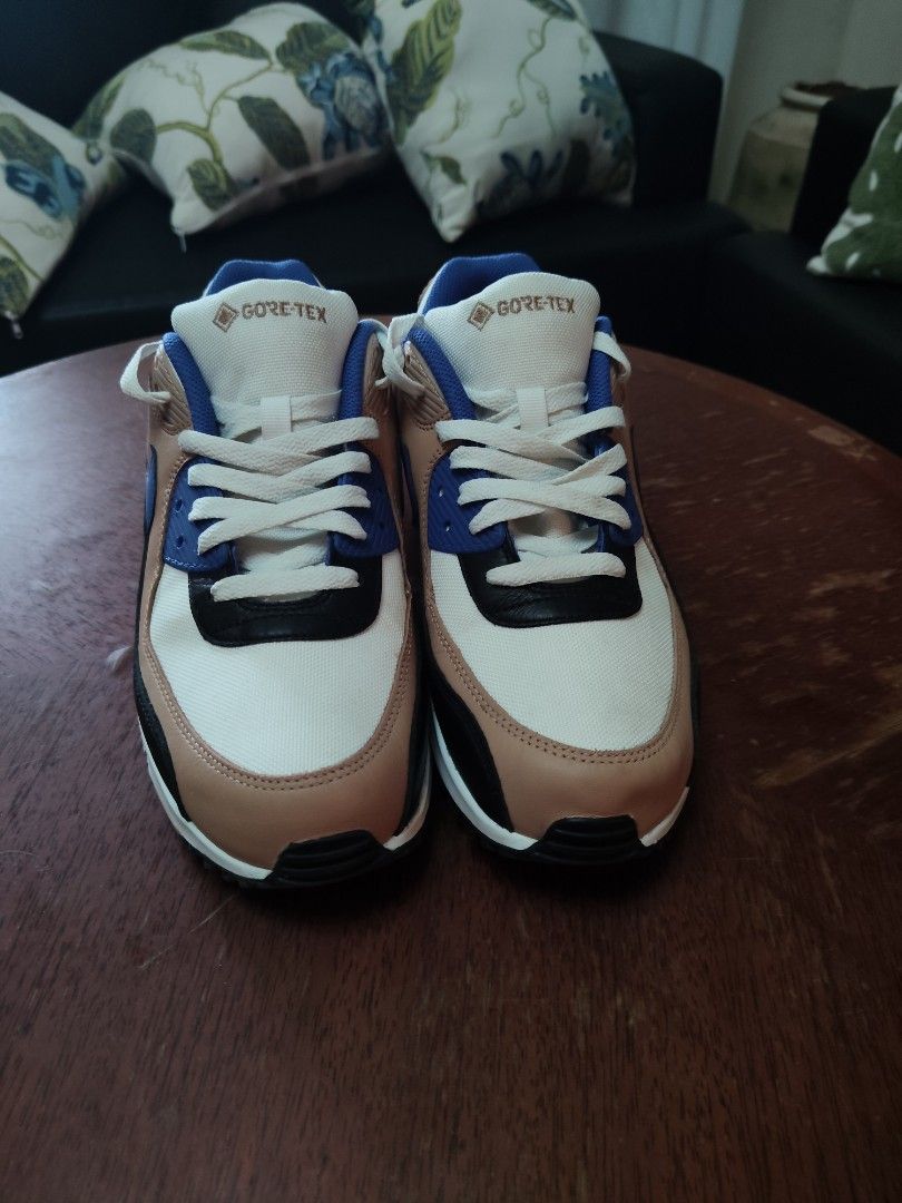 AIRMAX 90 GORE TEX "LAPIS" (Category: Casual Shoes) located in Manila. Submitted by evo_kim (Listing ID 1468744816, Image 3). Description: -negotiable - size 9.5 us -Brandnew, never been used -bulacan loc rfs: not my size.