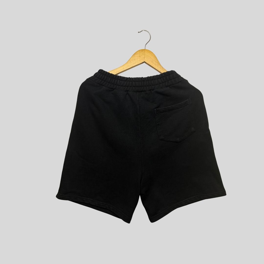 AMI BIG LOGO SHORTS ( HEAVY COTTON ) (Category: Shorts) located in La Trinidad. Submitted by suave.arc (Listing ID 1468858710, Image 2). Description: AMI BIG LOGO SHORTS ( HEAVY COTTON ) EXCELLENT CONDITION SIZE: M ( W:30-32 L:19 ) LOCATION: BAGUIO CITY / LA TRINIDAD SHIPPING via JNT.