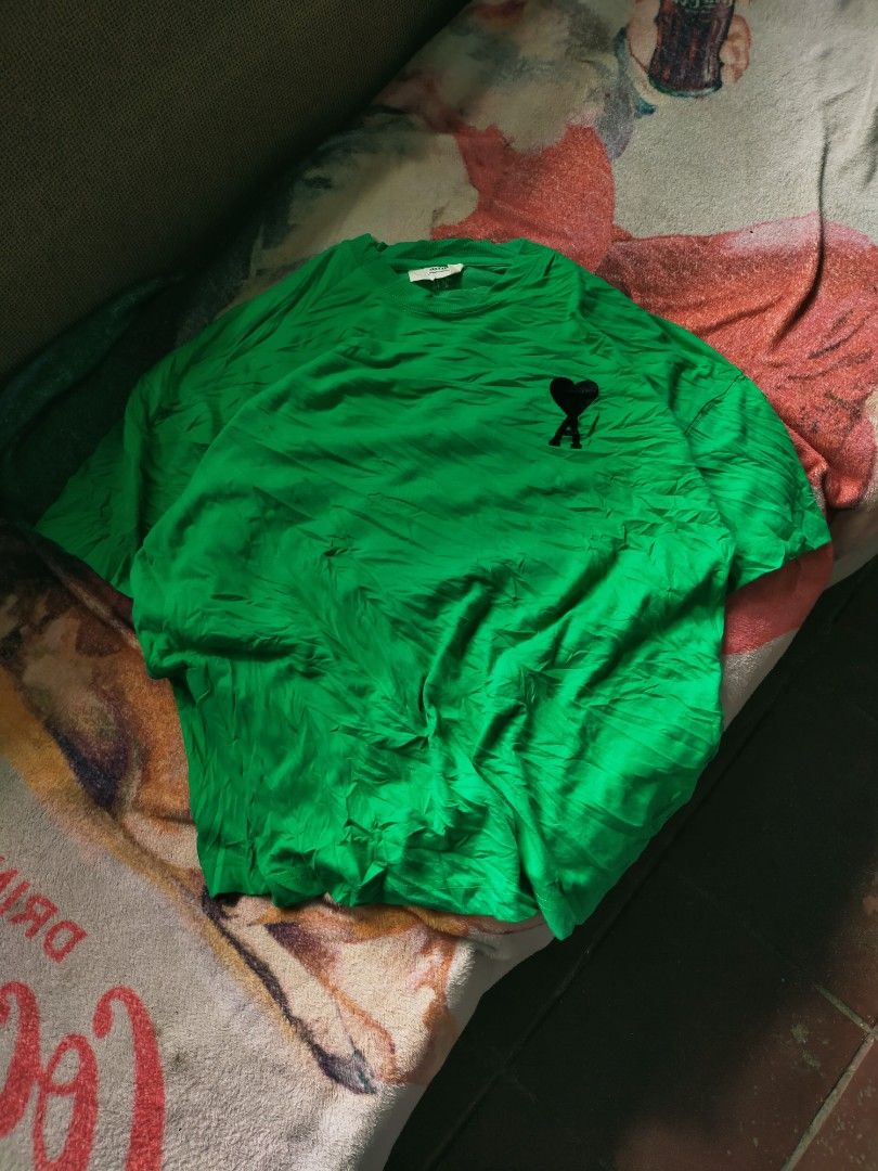 Ami paris green shirt (Category: Tshirts & Polo Shirts ) located in Manila. Submitted by kobemodina_0330 (Listing ID 1468759455, Image 1). Description: Ami paris green shirt Large to XL fittings As new condition 600 shipped 📥.
