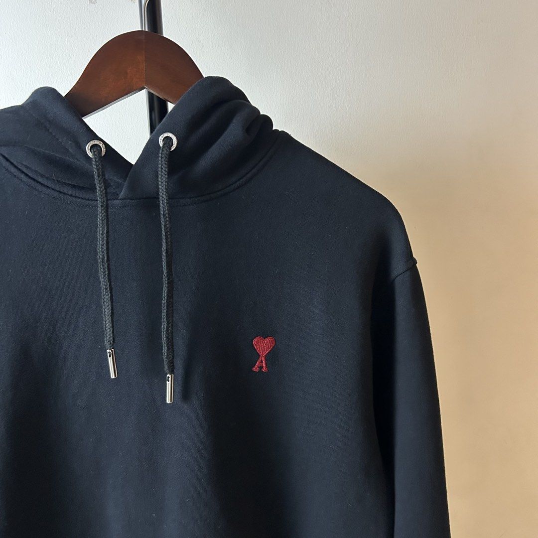 AMI Paris Hoodie (Category: Coats, Jackets and Outerwear) located in Bacolod City. Submitted by dashloots (Listing ID 1468897871, Image 2). Description: AMI Paris Hoodie Black colorway Small on tag W-21.5’ , L-26.5’ Flaws: none Mode of delivery: (J&T) 📦 Price: 1,500 Negotiable for sure buyers! Location: Bacolod City, Negros Occ.📍.