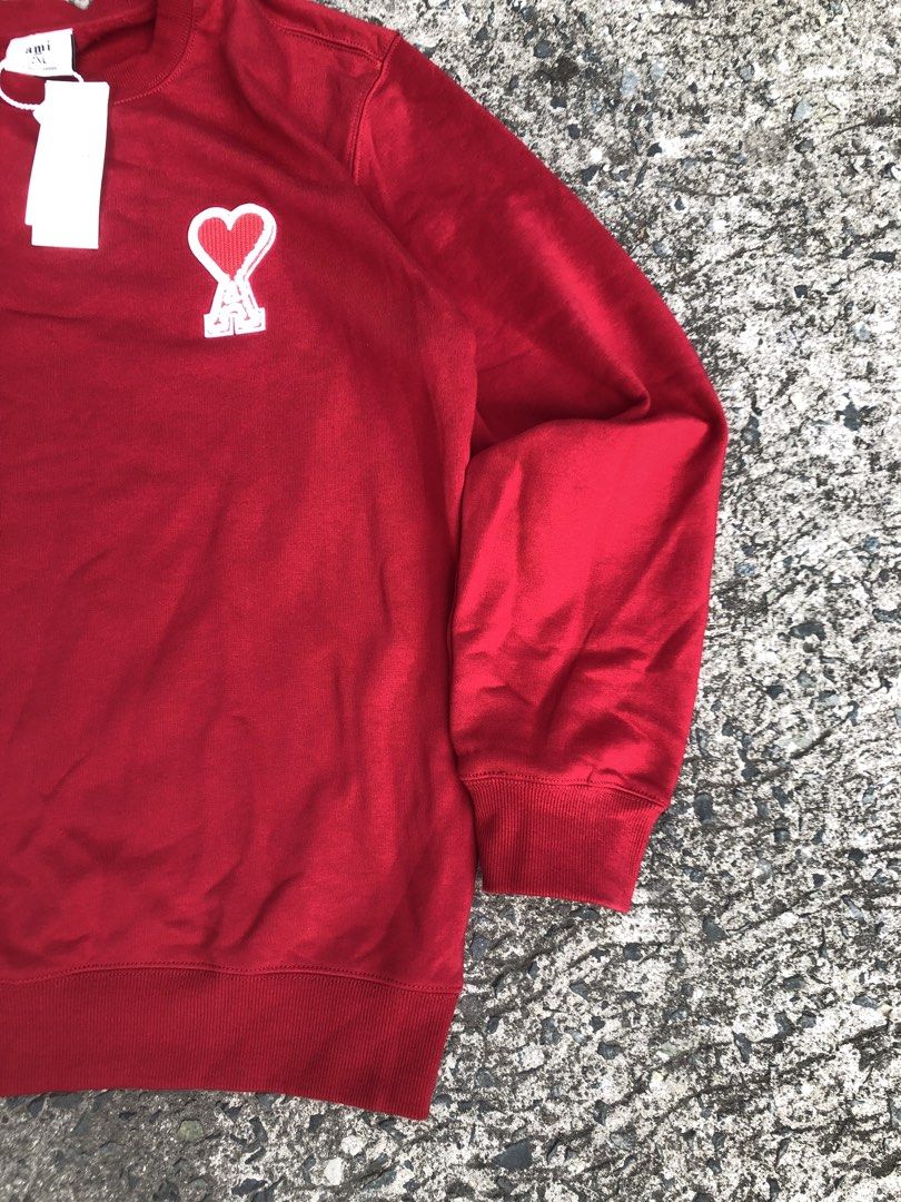 AMI SWEATSHIRT (Category: Tshirts & Polo Shirts ) located in Imus. Submitted by chararatzx. (Listing ID 1468879500, Image 2). Description: LIKE NEW CONDITION COLOR RATE 10/10 NO ISSUE DIMES: W19 L31.