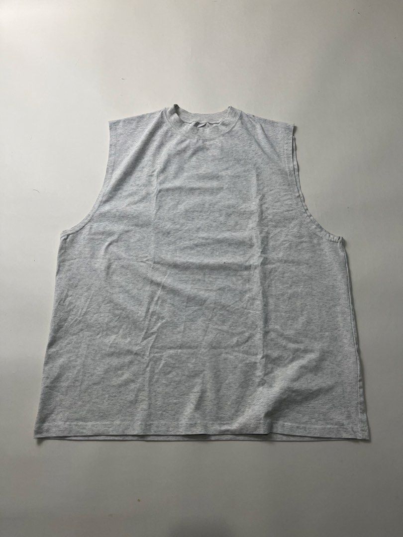 Amulet Tank Top (Category: Tshirts & Polo Shirts ) located in Makati City. Submitted by ufcknwthbst (Listing ID 1468732827, Image 1). Description: 21 inch width 27 inch length 9.5/10 condition No issue.