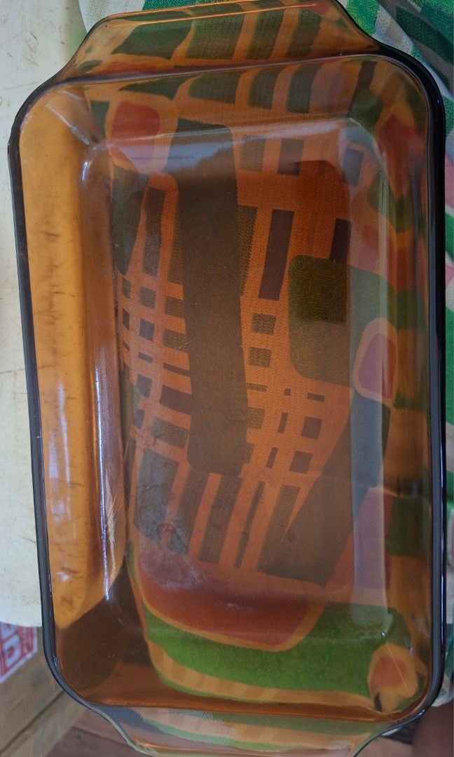Anchor Hocking Rectangular Baking Dish (Category: Bakeware) located in Consolacion. Submitted by luxekerei (Listing ID 1468746921, Image 2). Description: - a vintage amber brown glass rectangular baking and casserole dish made by Anchor Hocking (Fire-King / Anchor Ovenware)..