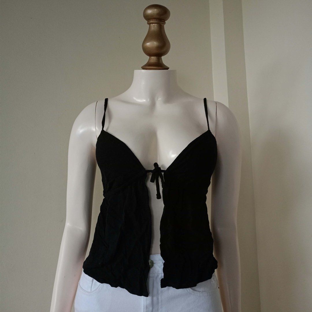 Anko black top (Category: Sleeveless) located in Barugo. Submitted by green.trendsetter (Listing ID 1468815598, Image 1). Description: AUSSIE PRELOVED FINDS Australian brand tops. Shop your next wardrobe favourite at a preloved price! 📌 SHOP REMINDERS — PLEASE READ BEFORE BUYING ❌ NO CANCELLATION once your order is confirmed. ❌ NO FUSSY BUYERS — please read the details and check all photos before buying. ❌ NO RETURN / NO EXCHANGE. ❌ NO RUSH SHIP