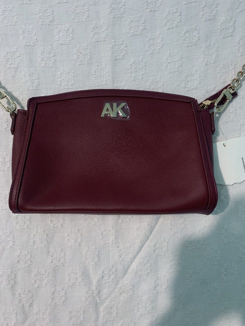 Anne klein (Category: Shoulder Bags) located in Bayombong. Submitted by johnestrell315 (Listing ID 1468867096, Image 3). Description: Offf.