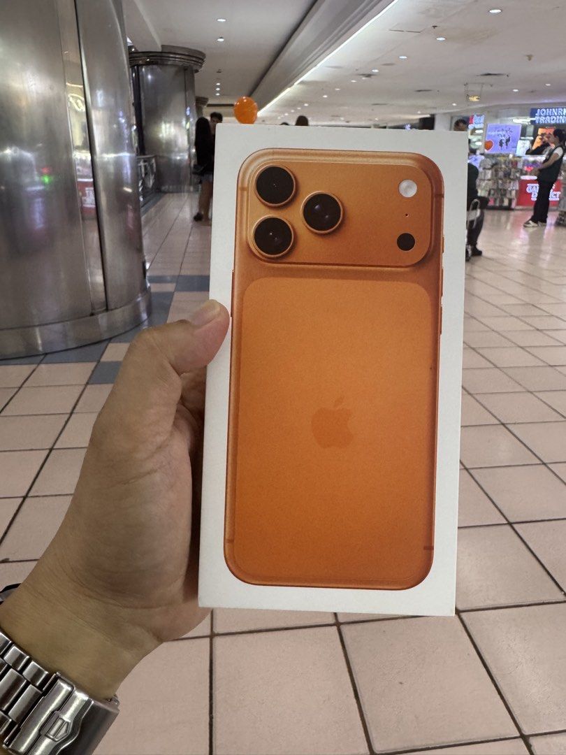 Apple iPhone 17 Pro Max 256GB Cosmic Orange (Category: iPhone 17 Series) located in Quezon City. Submitted by abeth30 (Listing ID 1468727237, Image 1). Description: iPhone 17 Pro Max Cosmic Orange 256gb Brand New Sealed NTC meetup sm north, trinoma physical store ever gotesco mall 2nd floor commonwealth qc.