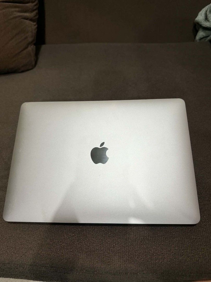 Apple MacBook Air (Category: Laptops & Notebooks) located in Valenzuela. Submitted by chockies13 (Listing ID 1468828087, Image 1). Description: - MacBook Air - RFS- will buy gaming pc - message me for details.
