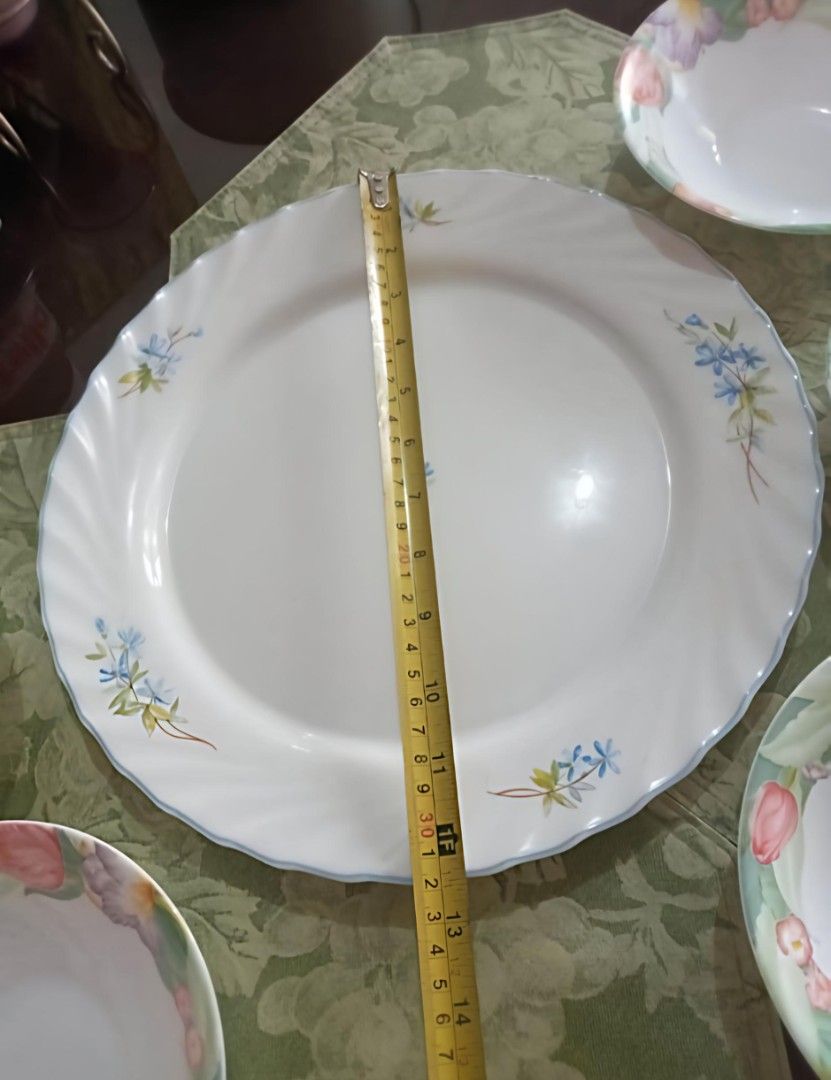 ARCOPAL France Serving Plate (Category: Dinnerware & Cutlery) located in Bulacan. Submitted by mitchikoscollection (Listing ID 1468869758, Image 3). Description: ARCOPAL FRANCE Serving plate with unnoticeabld Scratch NO CHIPS !.. BOWL not Included RARE VINTAGE Collectible Authentic/Original.