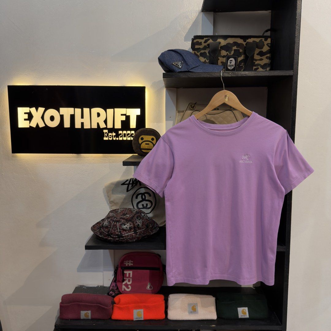 Arc’teryx Purple Shirt (Category: Shirts) located in Manila. Submitted by jerichomal82553 (Listing ID 1468875330, Image 1). Description: Arc’teryx Purple Shirt 19 by 24 Good Condition Complete Tags CLAIM 1300.