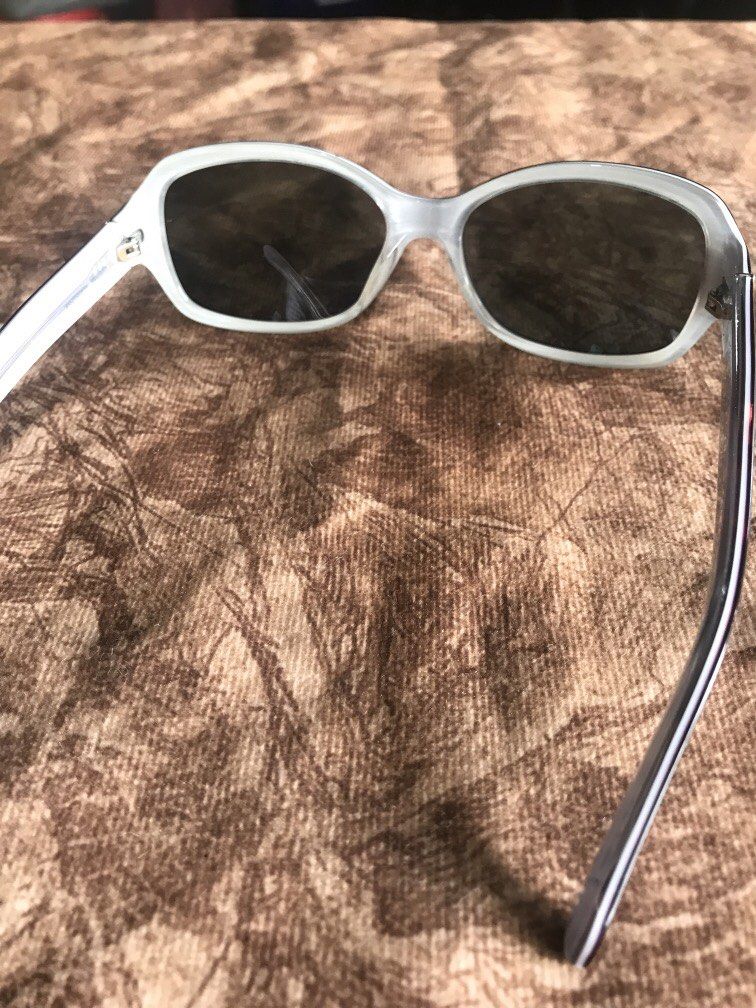 Ashby Grace sunglass authentic (Category: Sunglasses & Eyewear) located in Baguio. Submitted by agozun61 (Listing ID 1468758412, Image 2). Description: Authentic Ashby Grace sunglass. Size 56.good condition ..