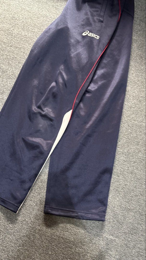 ASICS (Category: Joggers) located in Silang. Submitted by aljones64 (Listing ID 1468778173, Image 3). Description: .