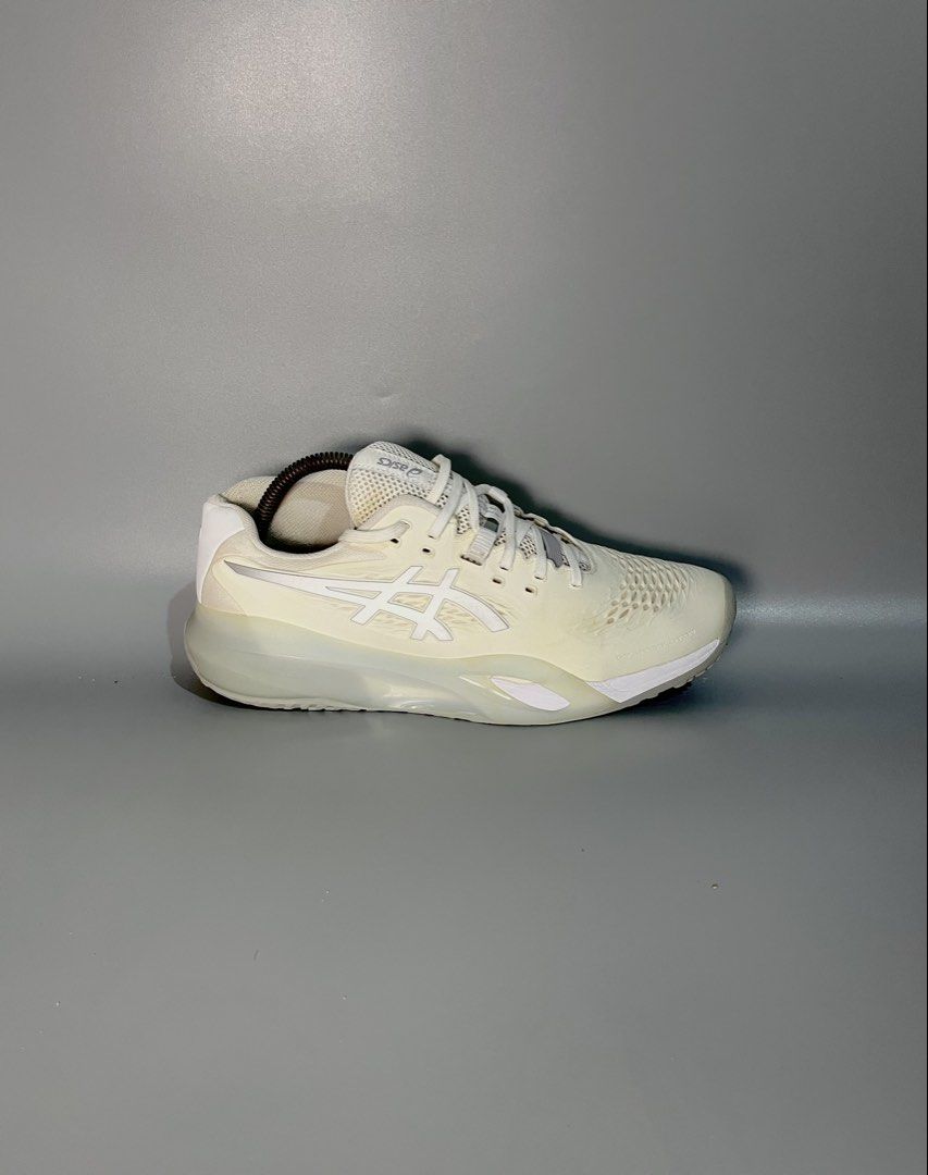 ASICS GEL RESOLUTION 10 OC (Category: Sneakers) located in Gingoog City. Submitted by zoronatics23 (Listing ID 1468803690, Image 1). Description: ASICS GEL RESO 10 OC EXCELLENT CONDITION 8.5 US MENS/ 42 EURO / 26.5 CM 3899 FREESHIP MINDANAO LOC.