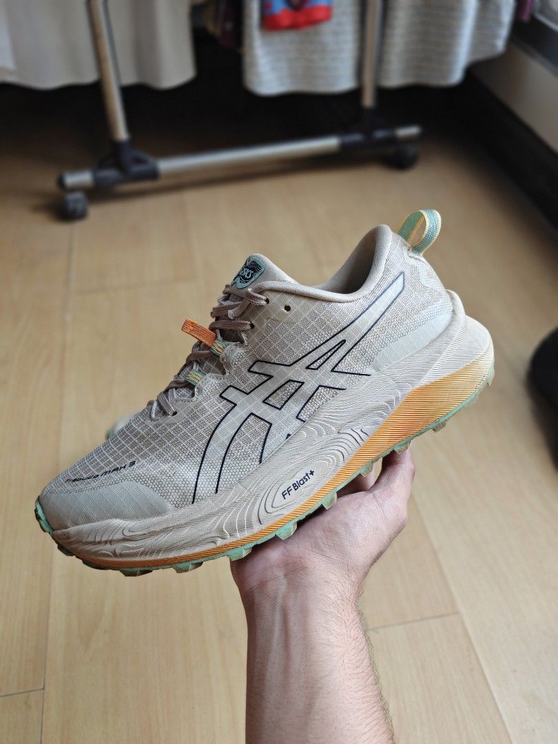 Asics Trabuco Max 2 Trail Running Shoes (Category: Sneakers) located in Quezon City. Submitted by lancelooot (Listing ID 1468838679, Image 1). Description: Asics Trabuco Max 2 size 9.5 bought online shapi used once, tested only in Mt. Ulap cushion is comfy just bought wrong size with og box 1200.