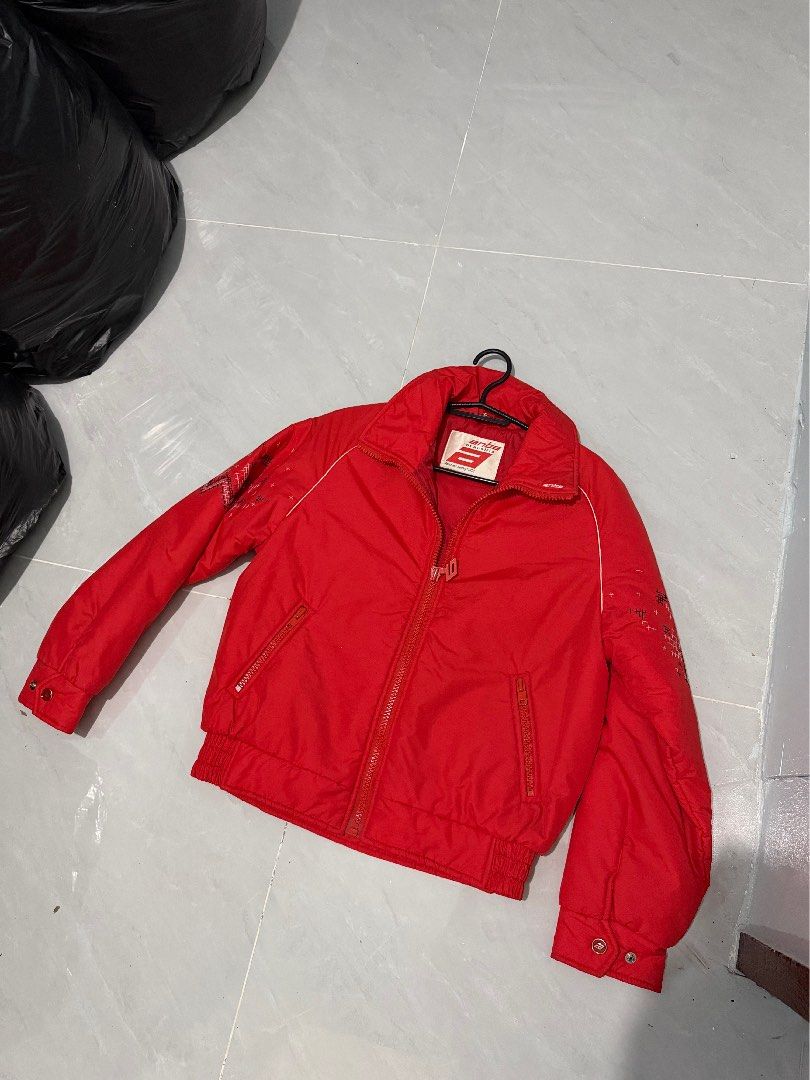 Asics/Anba Vintage Jacket (Category: Coats, Jackets and Outerwear) located in Mandaluyong City. Submitted by vinhartdgdeclutter (Listing ID 1468921891, Image 1). Description: .